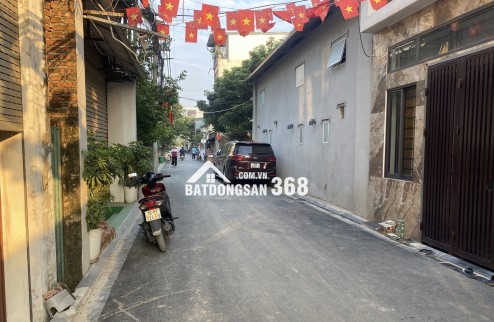 NHÀ ĐẸP - 4 TẦNG - FOTUNER ĐỖ CỬA - NGAY CẦU THĂNG LONG - NHỈNH 4 TỶ